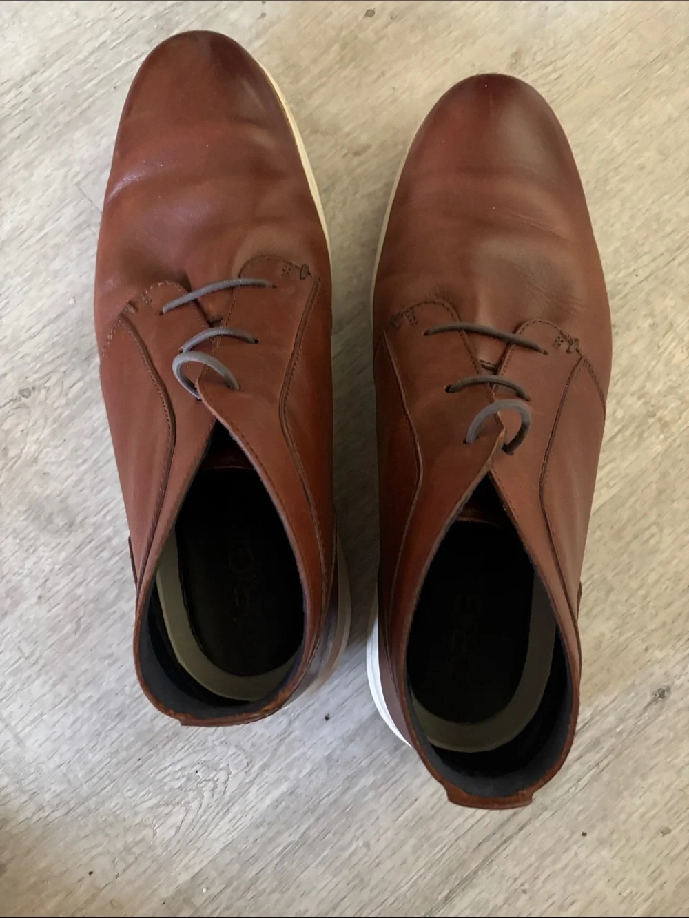 Cole Haan Chestnut Brown Leather Chukka Boots with White Sole